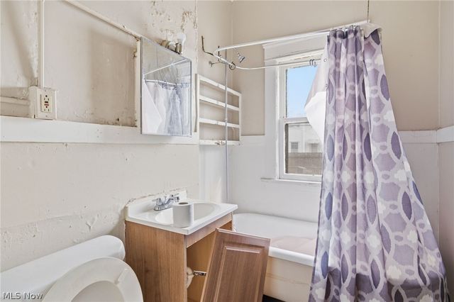 3885 W 20th Street, Cleveland, OH 44109