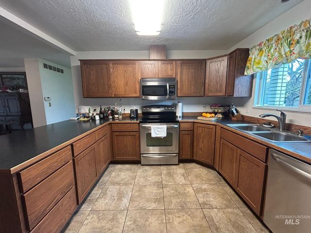 3430 Meadowlark Drive, Lewiston, ID 83501
