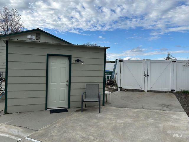 3430 Meadowlark Drive, Lewiston, ID 83501