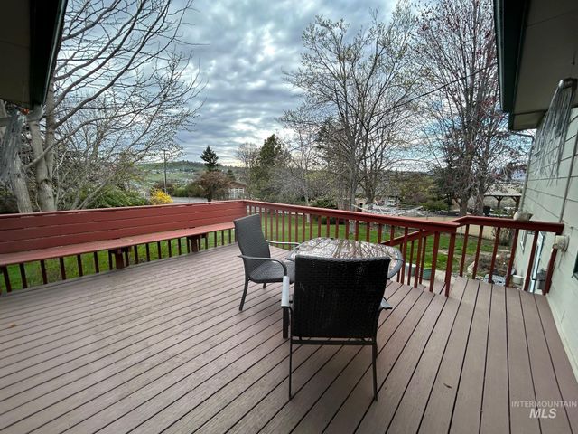 3430 Meadowlark Drive, Lewiston, ID 83501