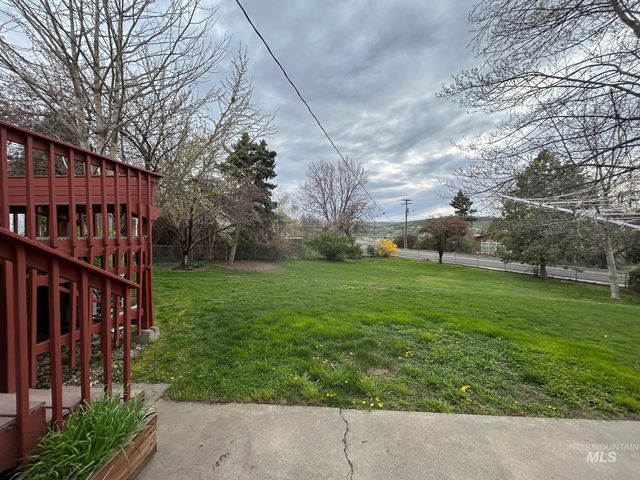 3430 Meadowlark Drive, Lewiston, ID 83501