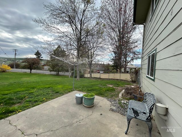 3430 Meadowlark Drive, Lewiston, ID 83501