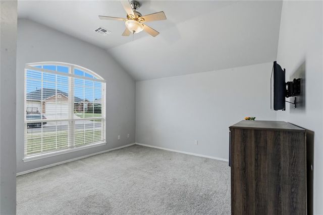9217 Shady Grove Road, Moore, OK 73160