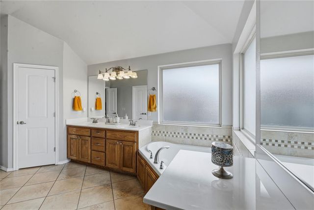 9217 Shady Grove Road, Moore, OK 73160