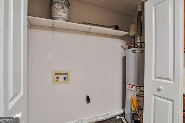 4342 Wrexham Court, Snellville, GA 30039