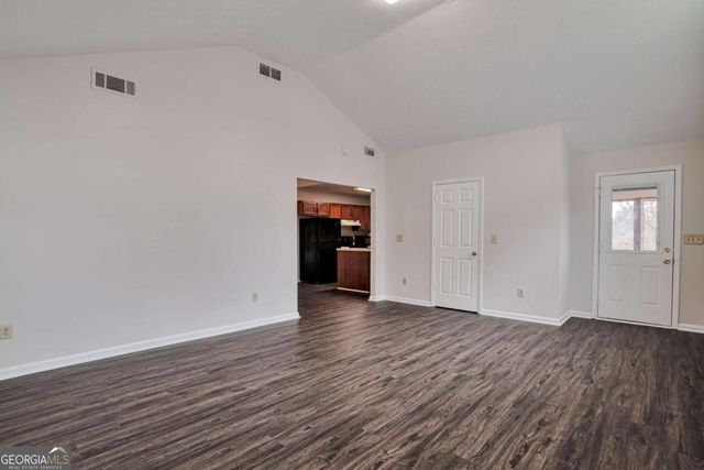 4342 Wrexham Court, Snellville, GA 30039