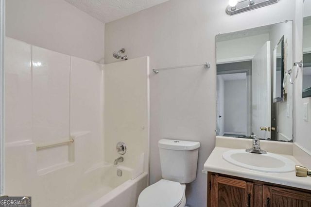 4342 Wrexham Court, Snellville, GA 30039