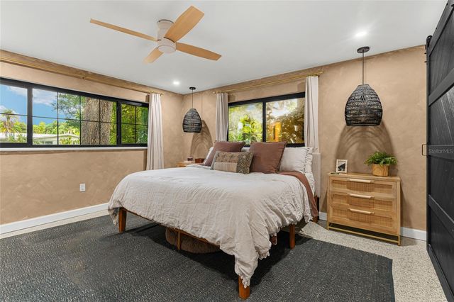 2410 VALENCIA DRIVE, Sarasota, FL 34239
