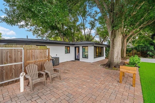 2410 VALENCIA DRIVE, Sarasota, FL 34239