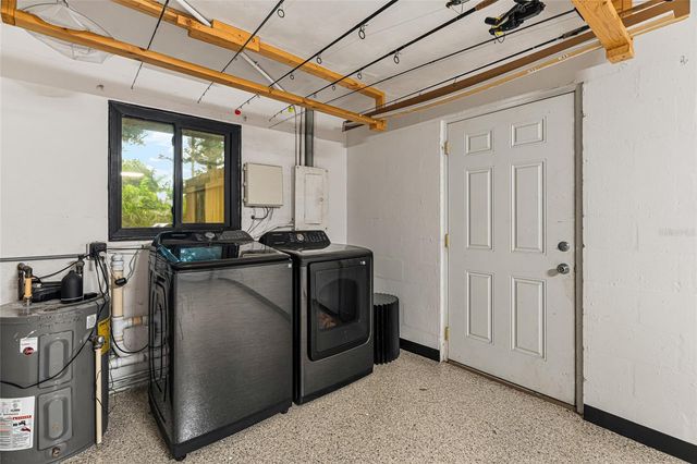 2410 VALENCIA DRIVE, Sarasota, FL 34239