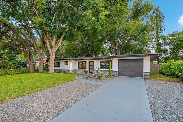 2410 VALENCIA DRIVE, Sarasota, FL 34239