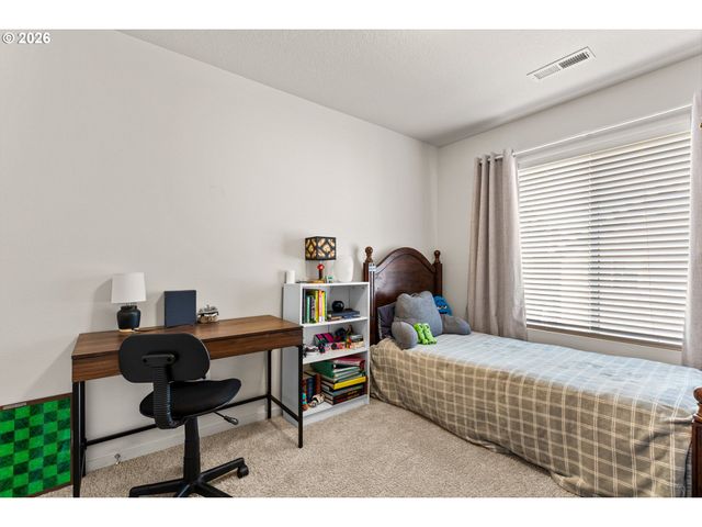 2212 S CHUKAR Dr, Ridgefield, WA 98642