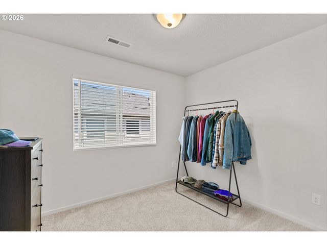 2212 S CHUKAR Dr, Ridgefield, WA 98642