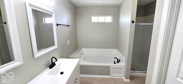 4950 Potomac Square Way 4, Indianapolis, IN 46268