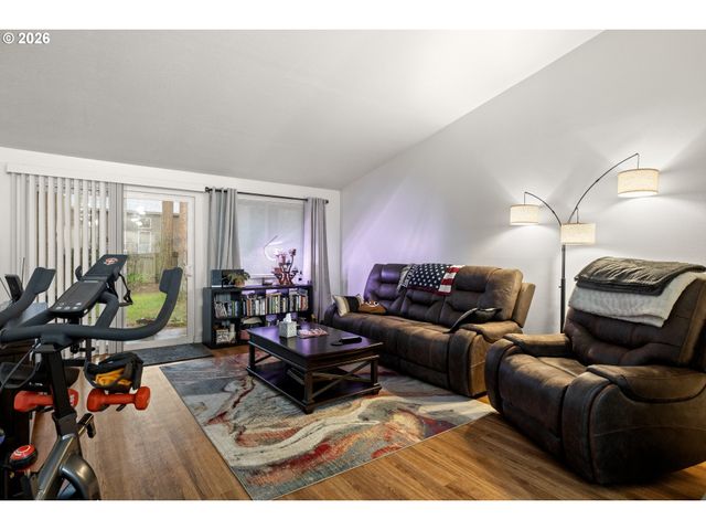 12380 Sw WALNUT St, Portland, OR 97223