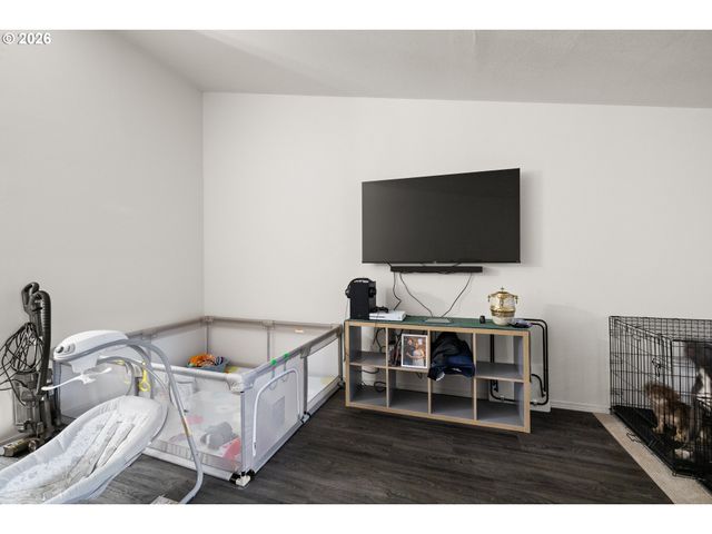 12380 Sw WALNUT St, Portland, OR 97223