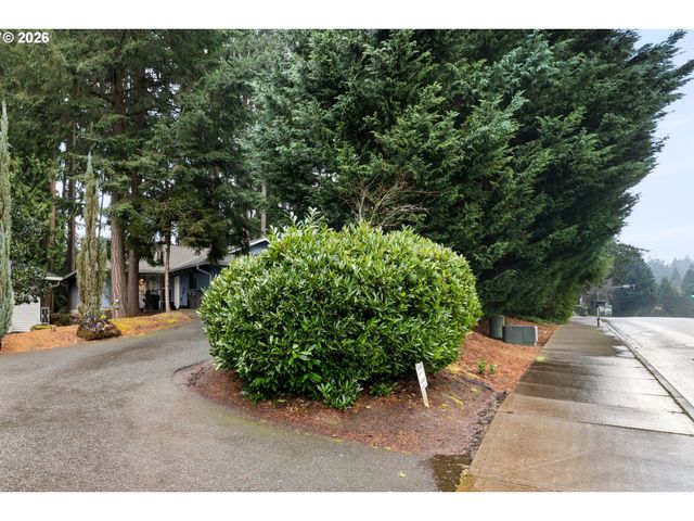 12380 Sw WALNUT St, Portland, OR 97223