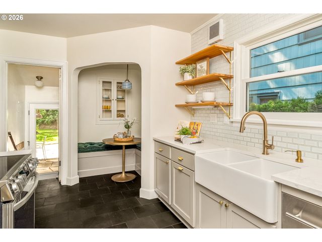 6343 N MICHIGAN Ave, Portland, OR 97217