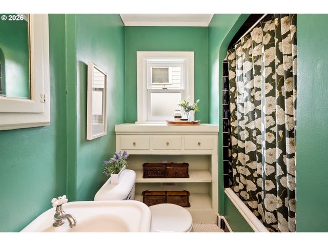 6343 N MICHIGAN Ave, Portland, OR 97217
