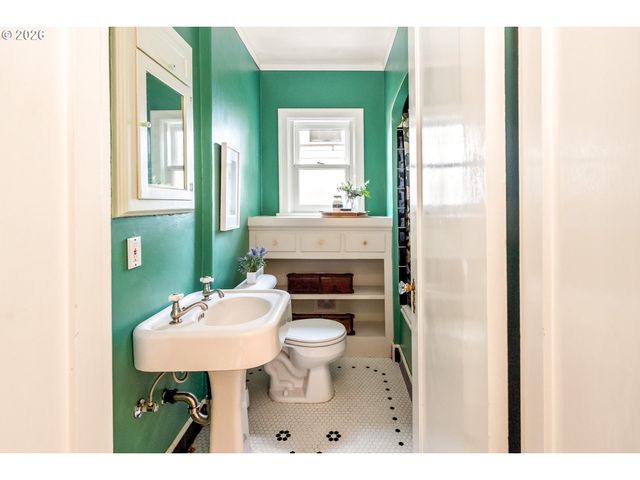 6343 N MICHIGAN Ave, Portland, OR 97217