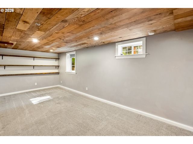 6343 N MICHIGAN Ave, Portland, OR 97217