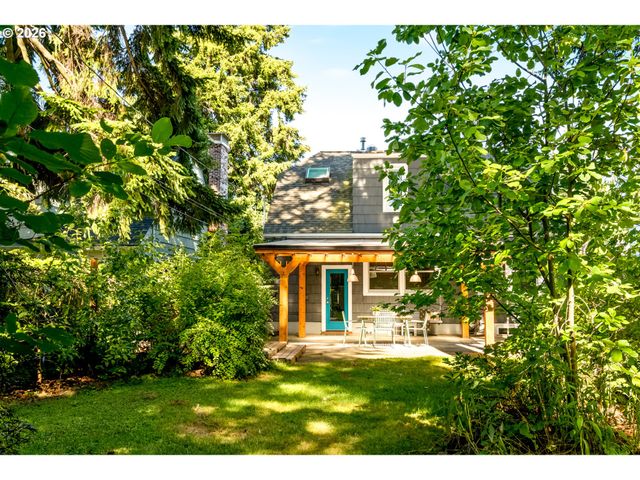 6343 N MICHIGAN Ave, Portland, OR 97217