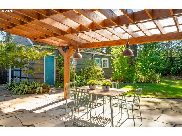 6343 N MICHIGAN Ave, Portland, OR 97217