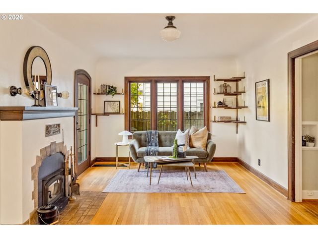 6343 N MICHIGAN Ave, Portland, OR 97217