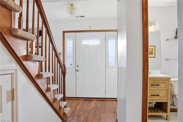 2116 Beaver Pond CT, Virginia Beach, VA 23464