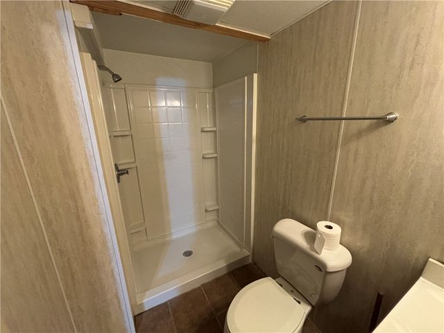 235 Main St, Connoquenessing Boro, PA 16033