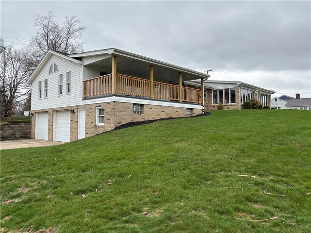 235 Main St, Connoquenessing Boro, PA 16033