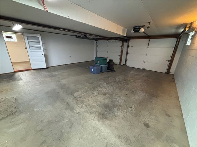 235 Main St, Connoquenessing Boro, PA 16033