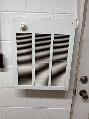 235 Main St, Connoquenessing Boro, PA 16033