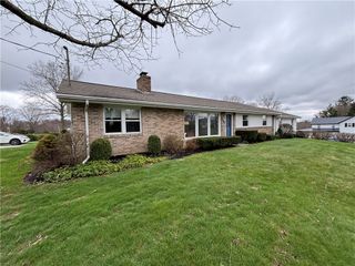 235 Main St, Connoquenessing Boro, PA 16033