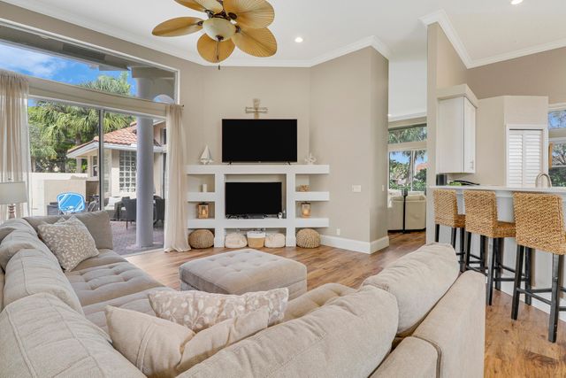 6995 Cypress Cove Circle, Jupiter, FL 33458