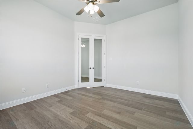 307 Trinity Court, Shady Shores, TX 76208