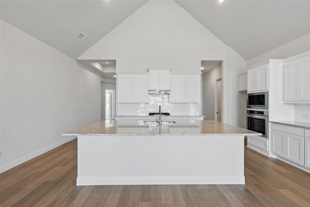 307 Trinity Court, Shady Shores, TX 76208