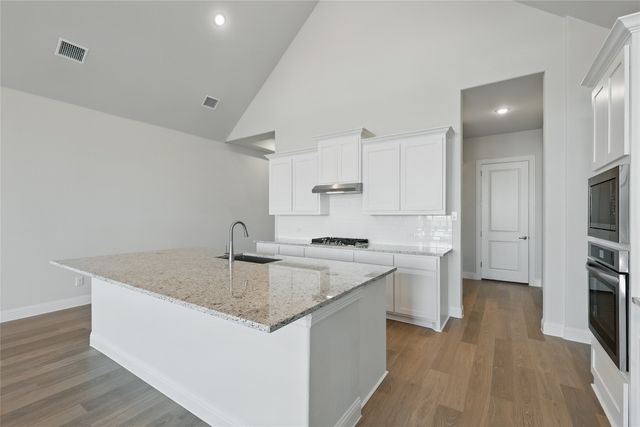 307 Trinity Court, Shady Shores, TX 76208