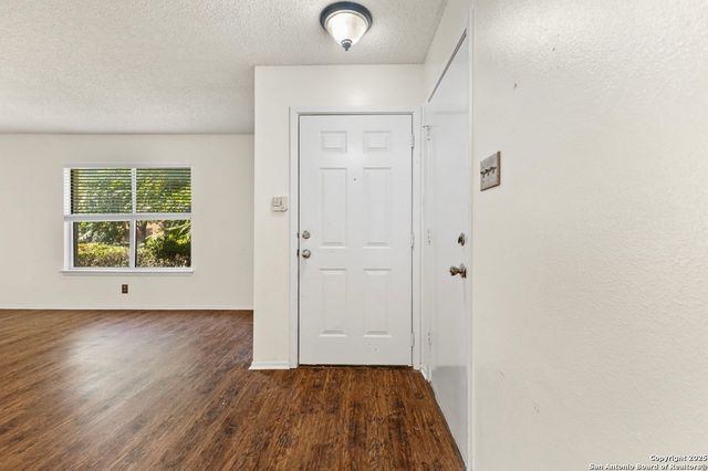 9806 Kelton, San Antonio, TX 78250