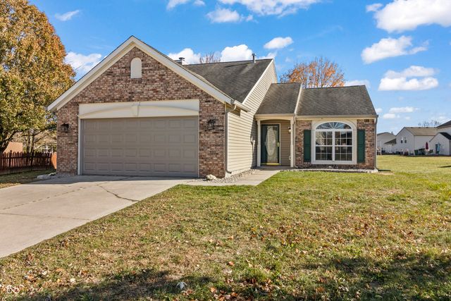 8405 Anderson Circle, Avon, IN 46123