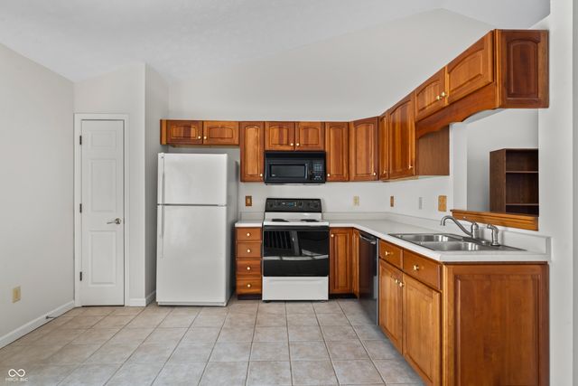 8405 Anderson Circle, Avon, IN 46123