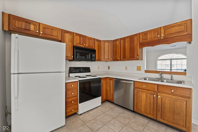 8405 Anderson Circle, Avon, IN 46123