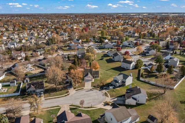 8405 Anderson Circle, Avon, IN 46123