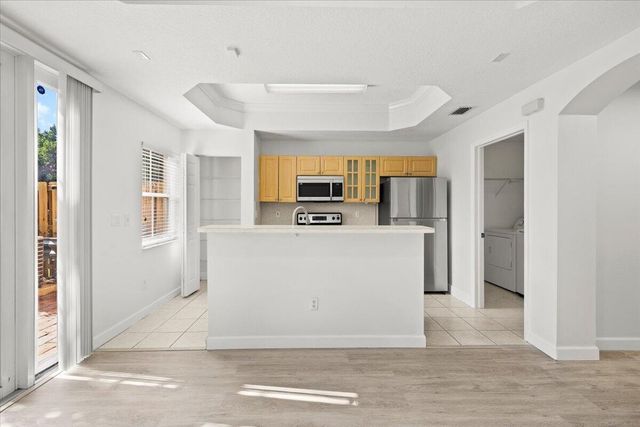 4962 Leeward Lane 3807, Fort Lauderdale, FL 33312