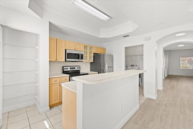 4962 Leeward Lane 3807, Fort Lauderdale, FL 33312
