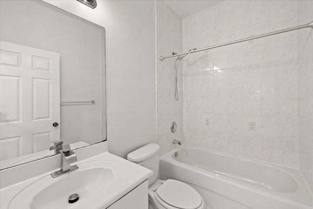 4962 Leeward Lane 3807, Fort Lauderdale, FL 33312