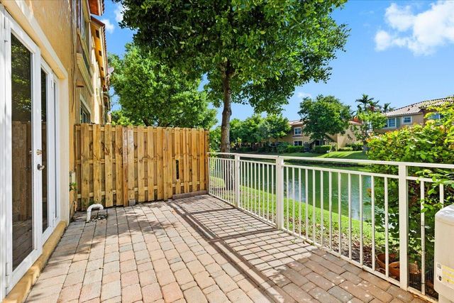 4962 Leeward Lane 3807, Fort Lauderdale, FL 33312