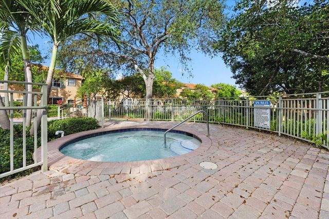 4962 Leeward Lane 3807, Fort Lauderdale, FL 33312