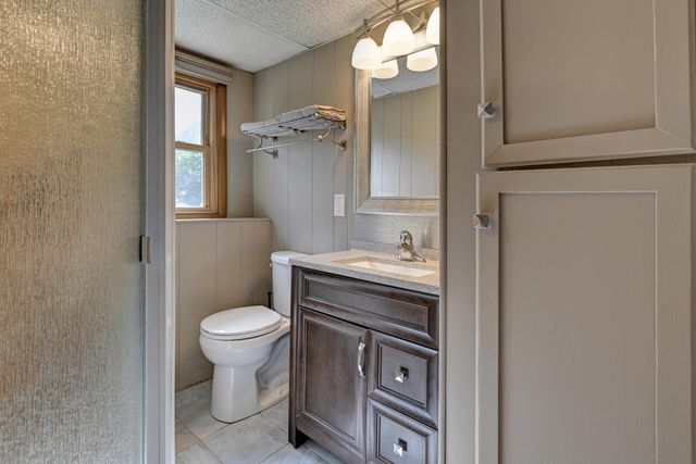 16379 Ward Lake Drive NW, Andover, MN 55304