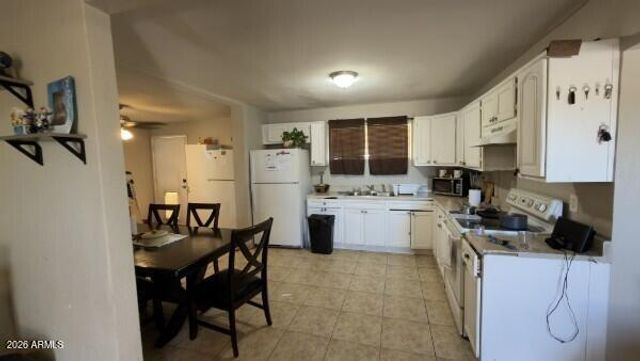 9903 E UNIVERSITY Drive, Mesa, AZ 85207